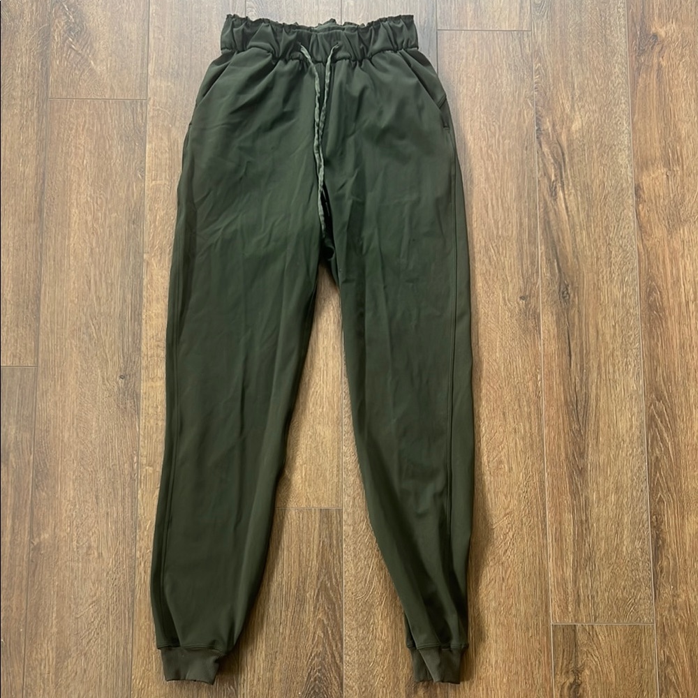 Lululemon joggers